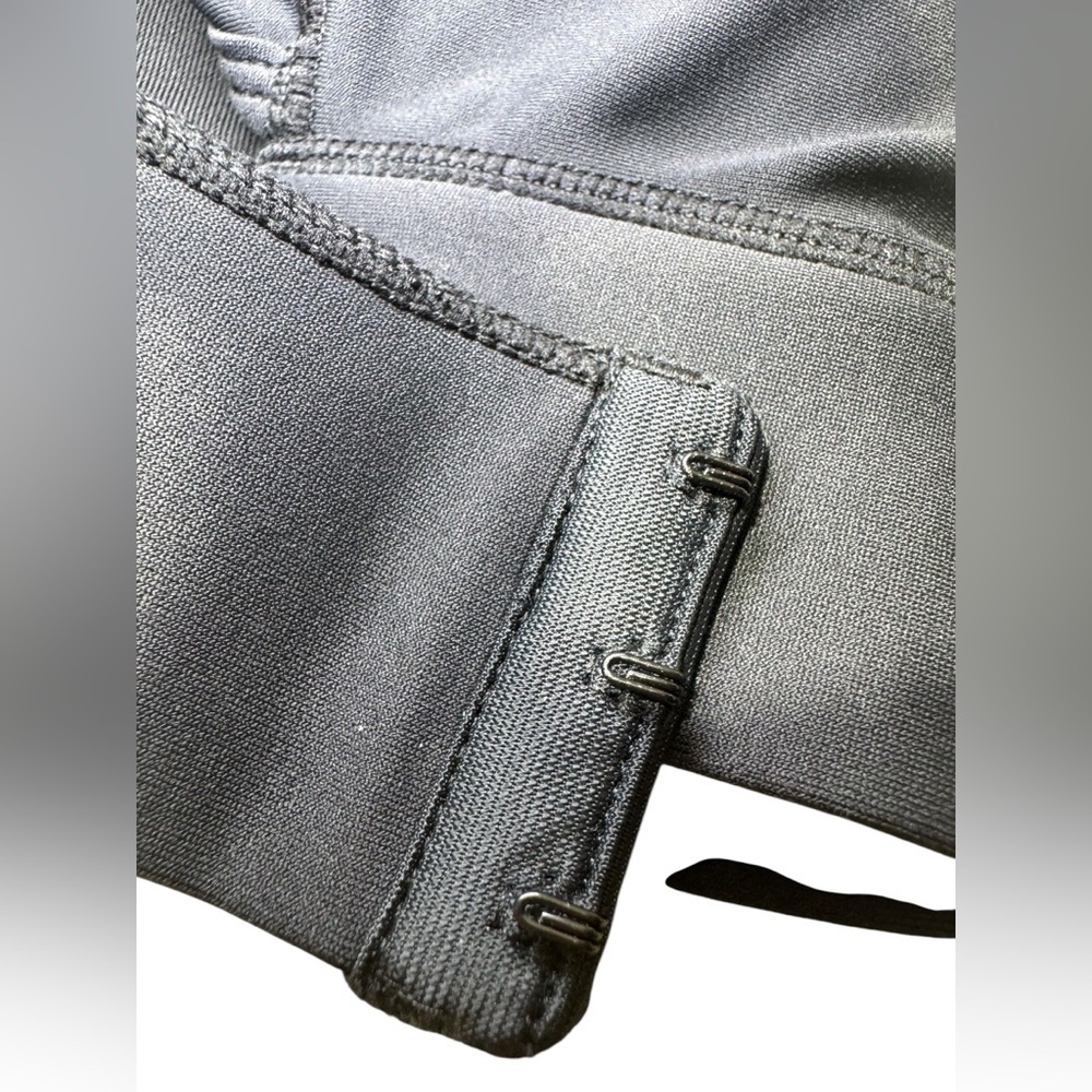 P’tula womens black sports bra, white logo, cross back in Medium with hook & eye - Picture 12 of 13